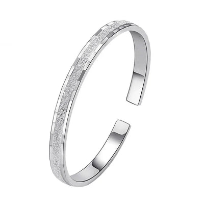 Ellie open bangle