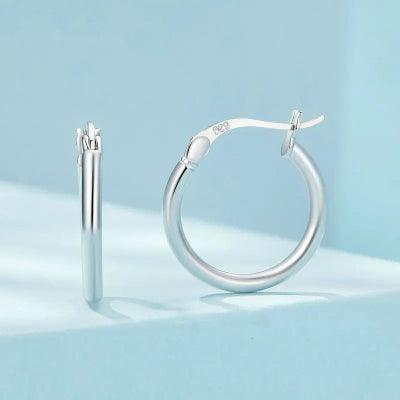 Victoria Earrings - Romi Jewel